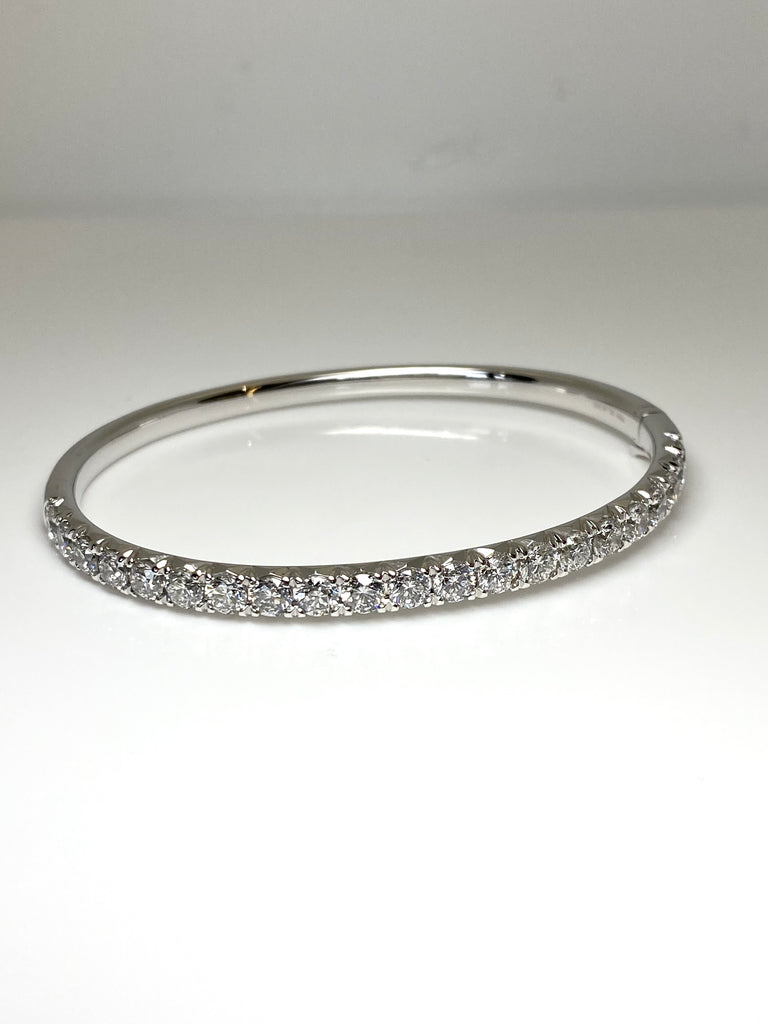 PLATINUM 4.93CT DIAMOND BANGLE