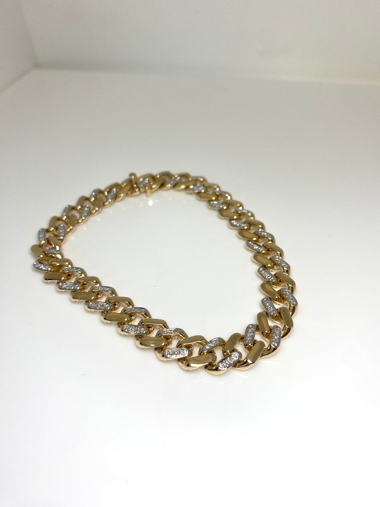 9CT GOLD LARGE LINK BRACELET WITH DIAMONDS