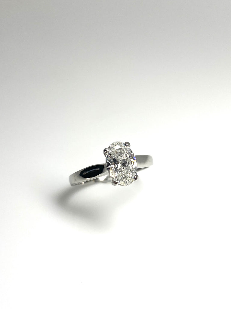 PLATINUM 1.22CT PRE LOVED OVAL DIAMOND SOLITAIRE RING