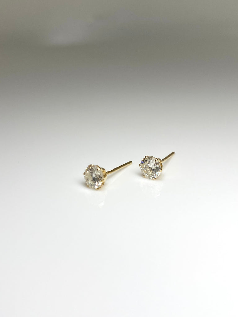 18CT YELLOW GOLD 68PT DIAMOND STUD EARRINGS