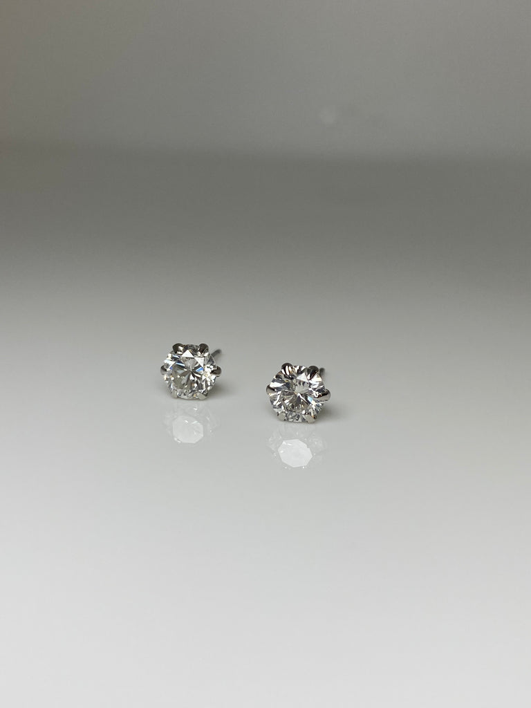 PLATINUM 93PT DIAMOND STUD EARRINGS