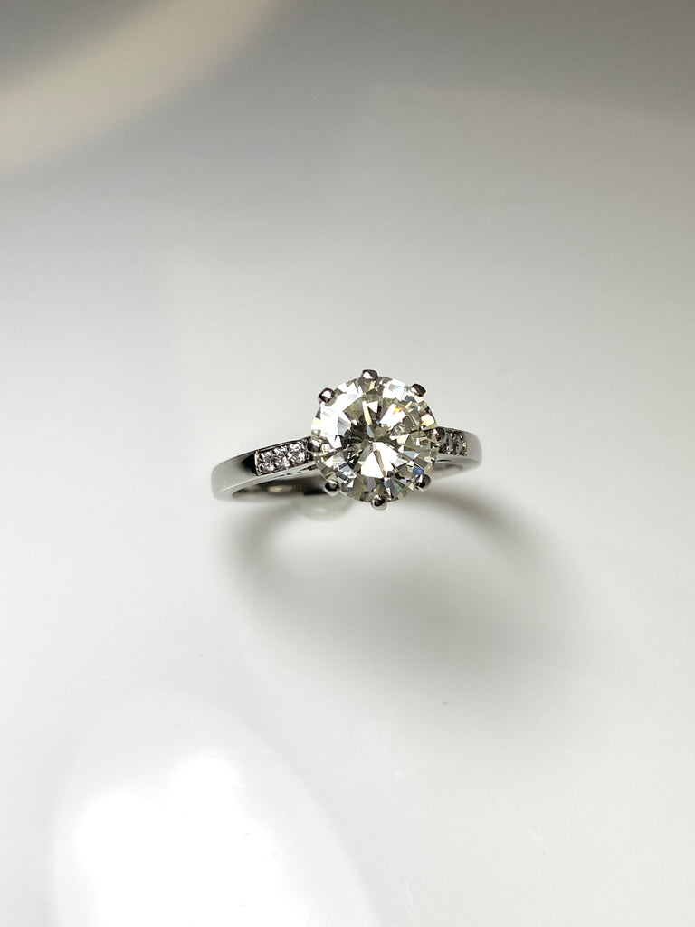 VINTAGE PLATINUM 1.70CT ROUND BRILLIANT CUT DIAMOND SOLITAIRE