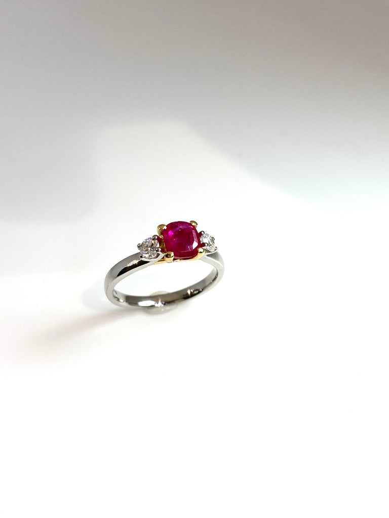 PLATINUM 98PT NATURAL BURMESE RUBY WITH DIAMONDS RING