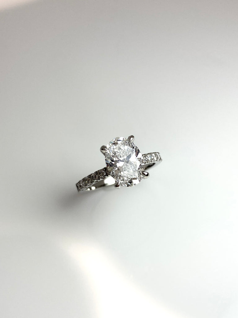 PLATINUM 2.04CT OVAL LAB GROWN DIAMOND WITH DIAMOND SHOULDERS