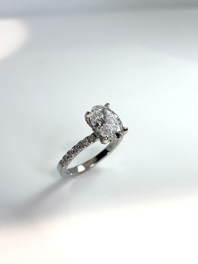 PLATINUM 2.04CT OVAL LAB GROWN DIAMOND WITH DIAMOND SHOULDERS