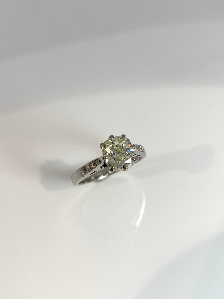 PLATINUM 1.71CT OLD EUROPEAN CUSHION CUT DIAMOND RING