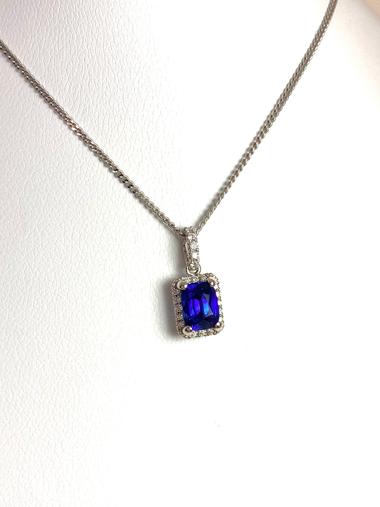 18CT WHITE GOLD ROYAL BLUE SAPPHIRE DIAMOND HALO PENDANT