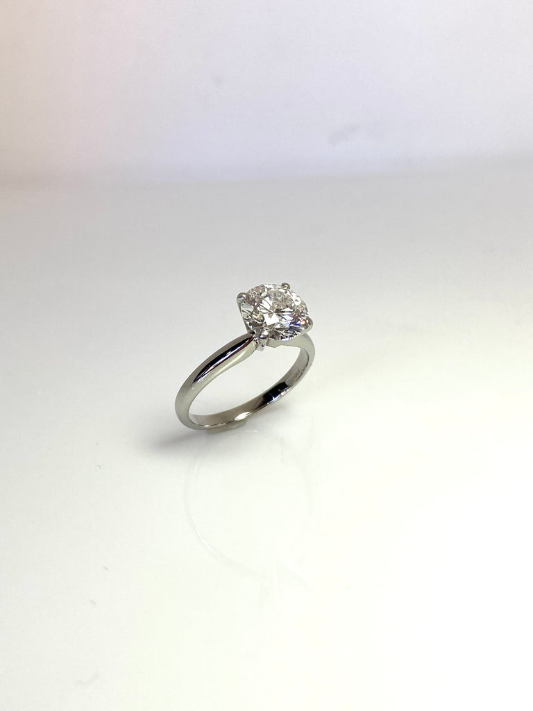 PLATINUM 2.00CT ROUND BRILLIANT CUT LAB-GROWN DIAMOND SOLITAIRE