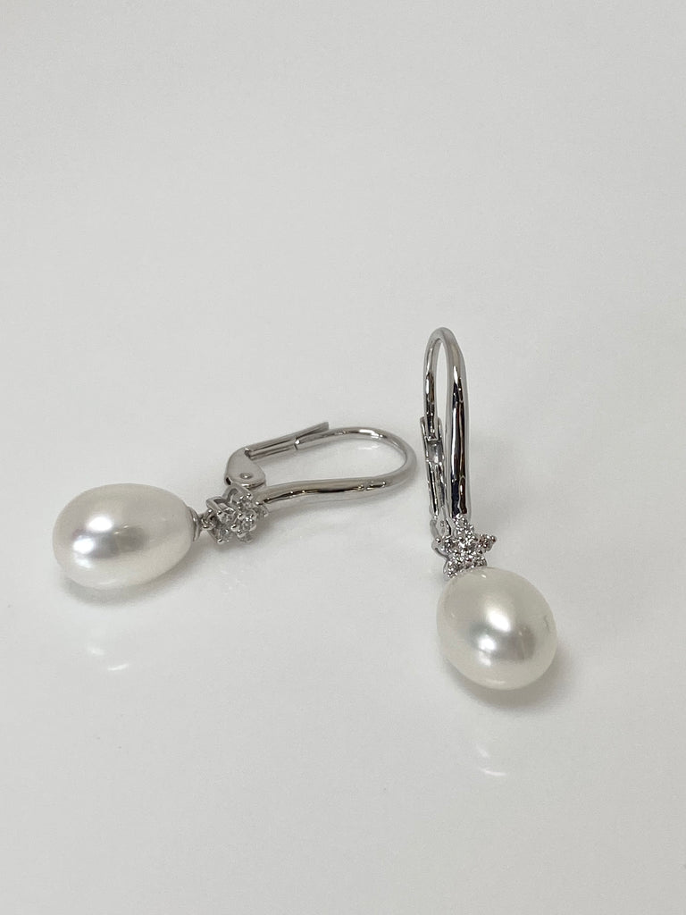 18CT WHITE GOLD PEARL EARRINGS WITH 11PT DIAMONDS